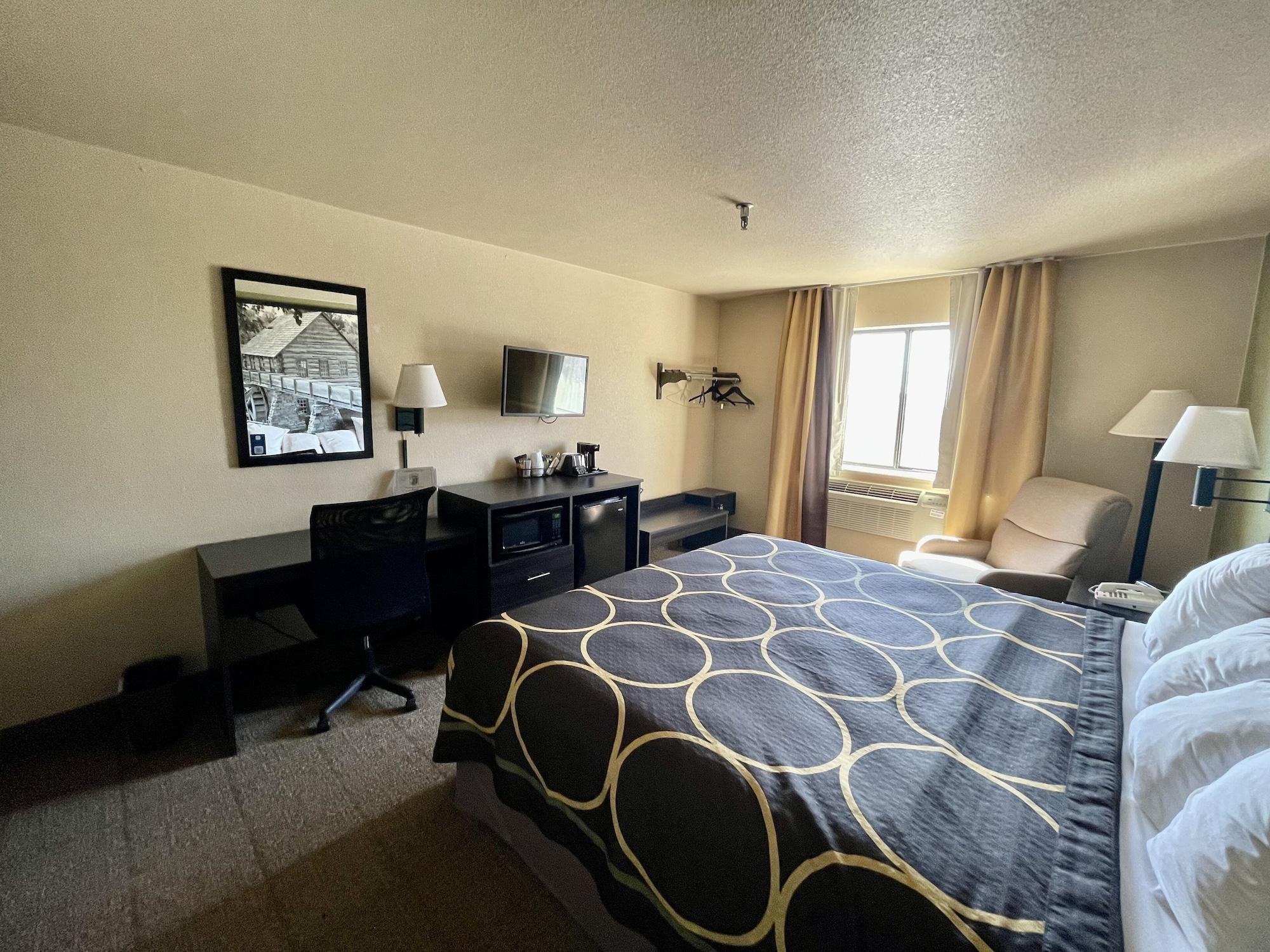 Motel Super 8 By Wyndham Macon Exterior foto